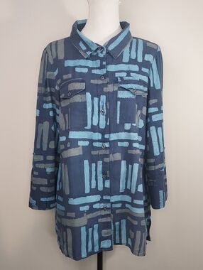 Global Mamas 100% Cotton Blue Batik Print Roll Tab Sleeve Button Up Shirt Size L